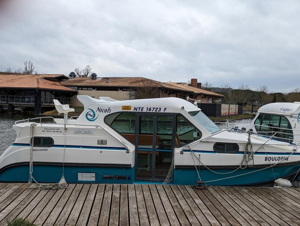 Sprzedaż jachtu Nicols 900 DP - Francja